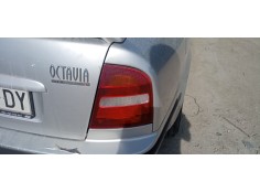 PILOTO TRASERO DERECHO 