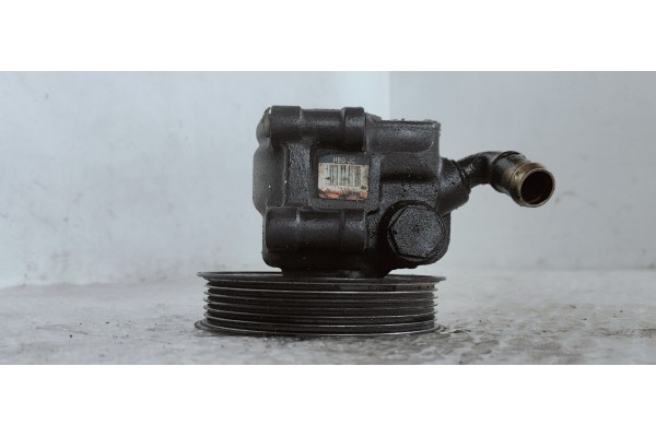 Recambio de bomba direccion para ford focus berlina (cak) ambiente referencia OEM IAM XS4E3A733AC  