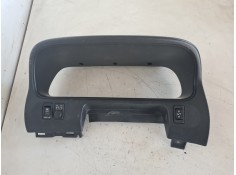 Recambio de moldura para nissan navara pick-up (d40m) 2.5 dci cat referencia OEM IAM 682404KJ5A  