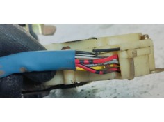 Recambio de cerradura puerta trasera derecha para kia sorento 2.5 crdi ex referencia OEM IAM   
