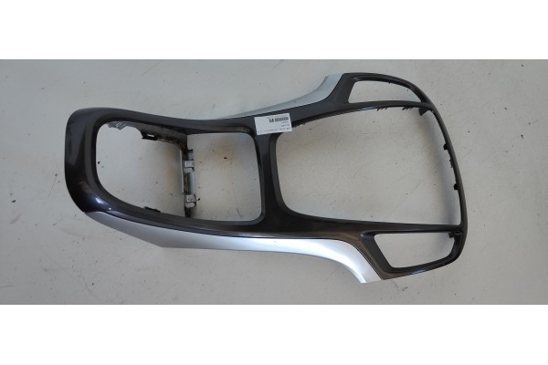 Recambio de moldura para opel astra j lim. selective referencia OEM IAM 13349237  