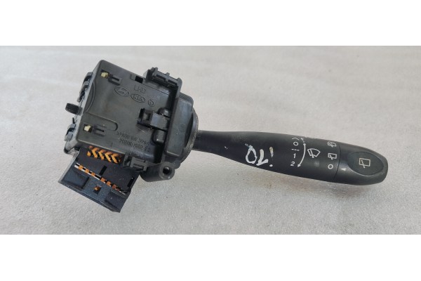 Recambio de mando limpia para hyundai i10 1.1 i referencia OEM IAM 202007964  