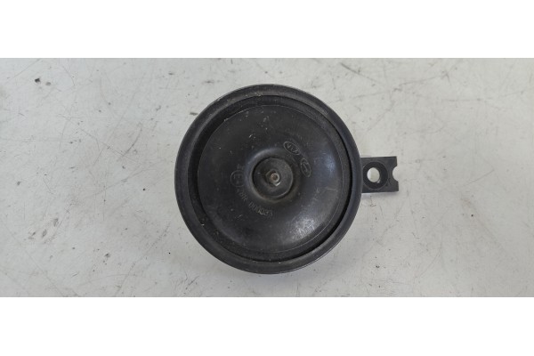 Recambio de claxon para kia sorento 2.5 crdi cat referencia OEM IAM 28R000033  