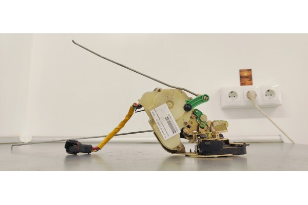 Recambio de cerradura puerta trasera izquierda para kia sorento 2.5 crdi ex referencia OEM IAM   