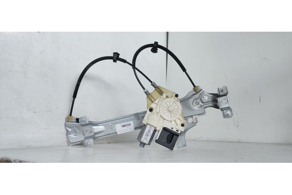 Recambio de elevalunas trasero derecho para renault megane iii berlina 5 p dynamique referencia OEM IAM 827306548R  