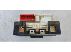 Recambio de pantalla multifuncion para renault megane ii berlina 5p confort dynamique referencia OEM IAM 8200107839B  