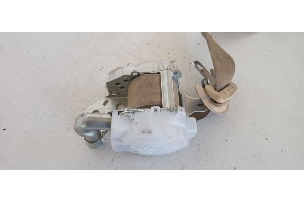 Recambio de cinturon seguridad delantero izquierdo para lexus is200 (ds2/is2) 2.2 d-cat referencia OEM IAM J090301  