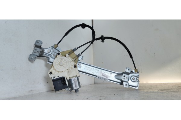 Recambio de elevalunas trasero izquierdo para renault megane iii berlina 5 p dynamique referencia OEM IAM   