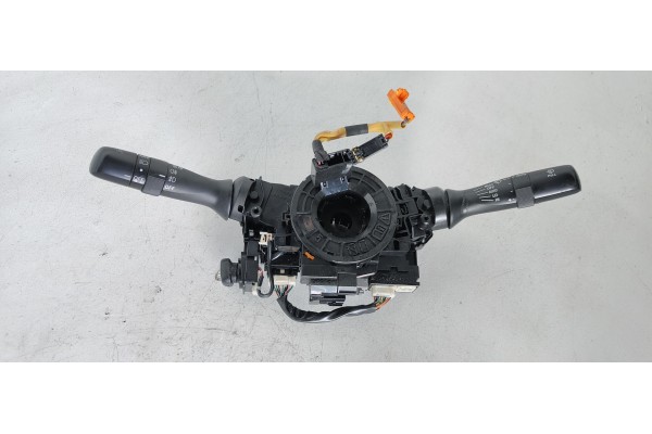 Recambio de mando multifuncion para lexus is200 (ds2/is2) 220d referencia OEM IAM   