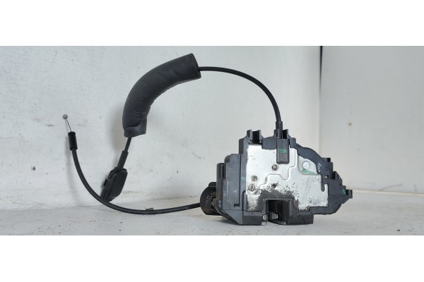 Recambio de cerradura puerta delantera izquierda para renault megane iii berlina 5 p dynamique referencia OEM IAM   