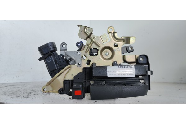 Recambio de maneta interior lateral izquierda para toyota previa (r30) 2.0 d-4d básico referencia OEM IAM   