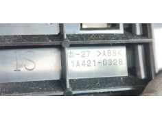 Recambio de cenicero para lexus is200 (ds2/is2) 220d referencia OEM IAM 1A421032G  