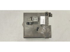 Recambio de caja reles / fusibles para volvo xc90 2.4 d5 163 4x4 referencia OEM IAM 30728512  