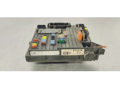 Recambio de caja reles / fusibles para volvo xc90 2.4 d5 163 4x4 referencia OEM IAM 30728512  