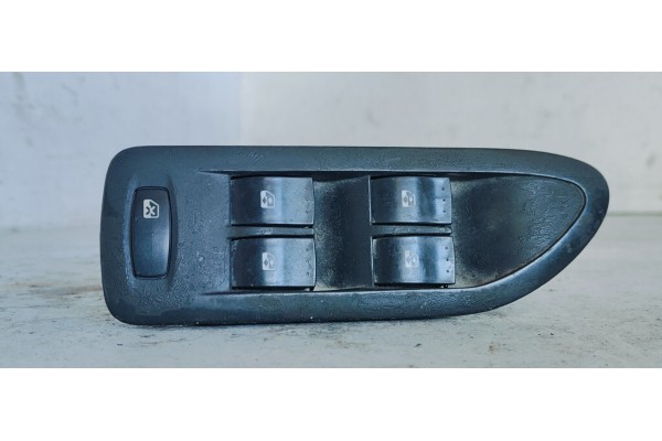 Recambio de mando elevalunas delantero izquierdo para renault laguna ii (bg0) confort expression referencia OEM IAM 8200397299B 