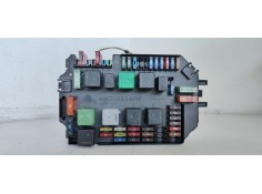 Recambio de caja reles / fusibles para mercedes-benz clase s (w221) berlina 320 / 350 cdi 4-matic (221.080) referencia OEM IAM A