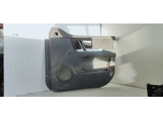 Recambio de guarnecido puerta delantera derecha para kia sorento 2.5 crdi cat referencia OEM IAM 823603E000  
