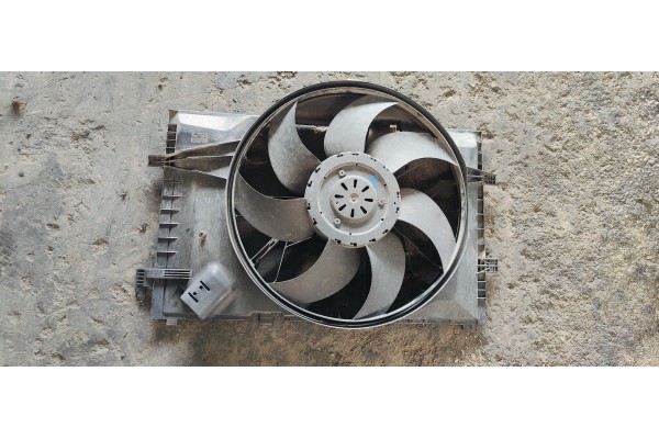 Recambio de electroventilador para mercedes-benz clase c (w203) berlina 220 cdi (203.006) referencia OEM IAM A2035001593  
