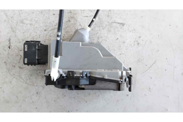 Recambio de cerradura puerta trasera izquierda para peugeot 5008 premium referencia OEM IAM 1052A04988  