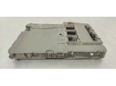 Recambio de caja reles / fusibles para renault scenic ii 1.5dci 105 referencia OEM IAM 8200412548  