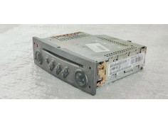 Recambio de sistema audio / radio cd para renault scenic ii emotion referencia OEM IAM 8200300859B  