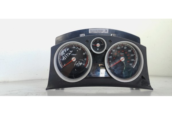 Recambio de cuadro instrumentos para opel astra h berlina 1.6 16v referencia OEM IAM 13225974  