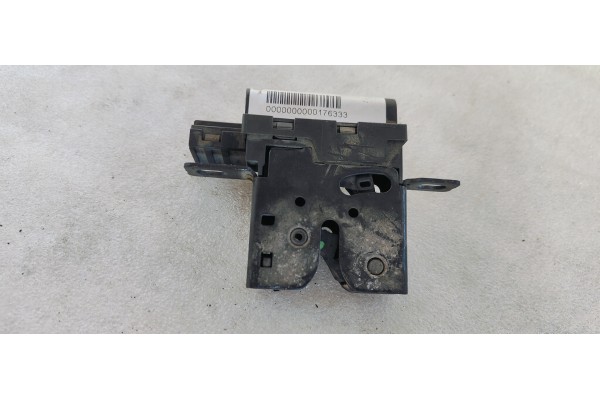 Recambio de cerradura maletero / porton para renault scenic ii emotion referencia OEM IAM 7700430941  