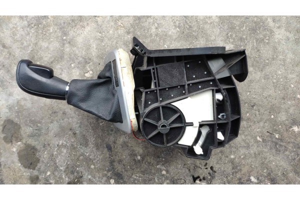 Recambio de palanca cambio para ford galaxy (ca1) titanium referencia OEM IAM P6G917C453KA 213525 213519