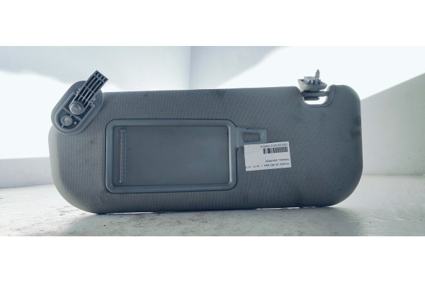Recambio de parasol izquierdo para hyundai i30 (gd) klass bluedrive referencia OEM IAM   