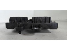 Recambio de caja reles / fusibles para opel astra j lim. selective referencia OEM IAM 365927271  