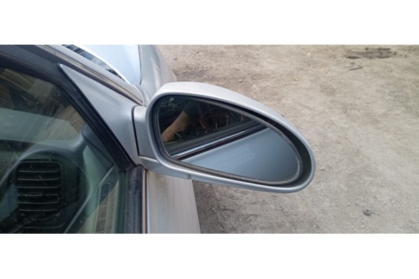 Recambio de retrovisor derecho para hyundai sonata (y4) 2.7 v6 gls referencia OEM IAM   