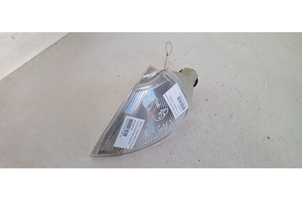 Recambio de piloto delantero izquierdo para renault laguna (b56) 2.2 turbodiesel referencia OEM IAM 67700820126 142237 