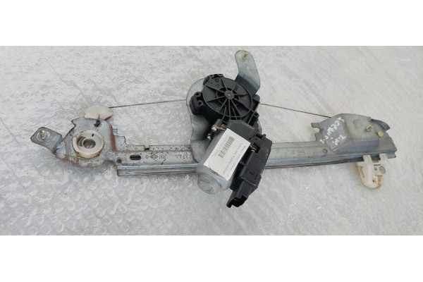 Recambio de elevalunas trasero derecho para renault scenic ii emotion referencia OEM IAM   