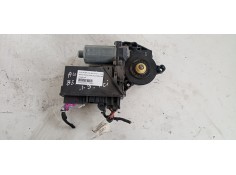 Recambio de motor elevalunas delantero derecho para audi a4 berlina (8e) 1.9 tdi referencia OEM IAM 0130821764 8E1959802B 