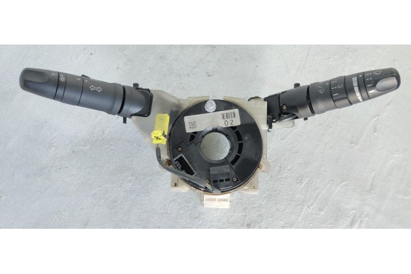 Recambio de mando multifuncion para nissan micra (k12e) city (d) referencia OEM IAM   