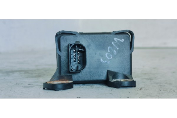 Recambio de sensor para mercedes-benz clase c (w203) familiar 2.2 cdi referencia OEM IAM A0035429818  