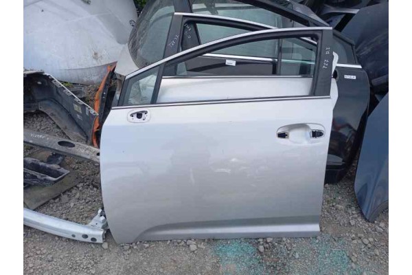 Recambio de puerta delantera izquierda para toyota avensis (t27) 2.2d-cat 150 fap referencia OEM IAM   