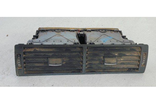 Recambio de rejilla aireadora para audi a4 berlina (8e) 1.9 tdi (96kw) referencia OEM IAM 8E0820951H  