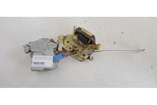 Recambio de cerradura puerta delantera derecha para nissan terrano/terrano.ii (r20) elegance referencia OEM IAM   