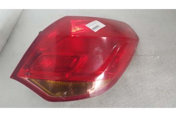 Recambio de piloto trasero derecho para opel astra j lim. 1.3 cdti 95 fap referencia OEM IAM   