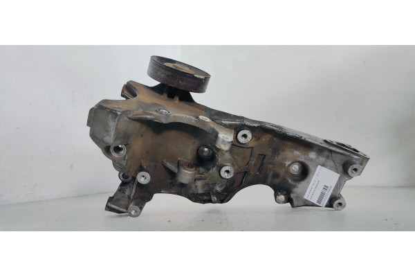 Recambio de soporte alternador para audi a4 avant (8e) 2.0 referencia OEM IAM   