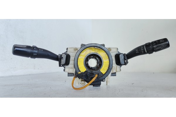 Recambio de mando multifuncion para hyundai santa fe (sm) 2.4 gls referencia OEM IAM   