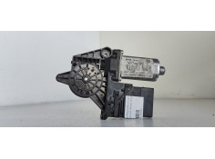 Recambio de motor elevalunas trasero derecho para volkswagen passat berlina (3b3) 1.9 tdi referencia OEM IAM 0130821696  