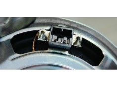 Recambio de sistema audio / radio cd para lancia thema 3.0jtd 240 fap referencia OEM IAM 05064983AB  