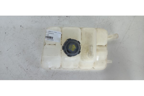 Recambio de deposito expansion para renault scenic iv 1.3 tce referencia OEM IAM 217104048R  