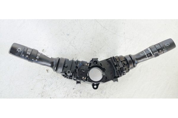 Recambio de mando multifuncion para hyundai i30 (gd) klass bluedrive referencia OEM IAM   