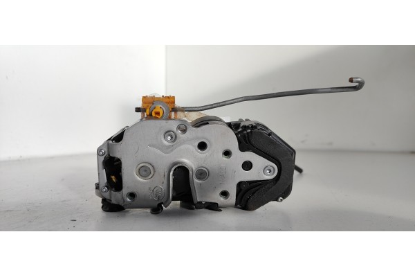 Recambio de cerradura puerta trasera izquierda para opel astra j lim. selective referencia OEM IAM 13579557  