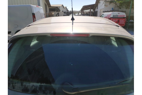 Recambio de aleron trasero para ford focus lim. (cb8) 1.0 ecoboost cat referencia OEM IAM   