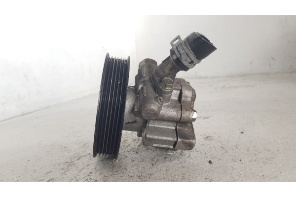 Recambio de bomba direccion para opel insignia berlina 2.0cdti 130 fap referencia OEM IAM 13309336  