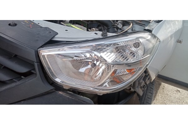 Recambio de faro izquierdo para dacia dokker express 1.5 dci diesel fap cat referencia OEM IAM   